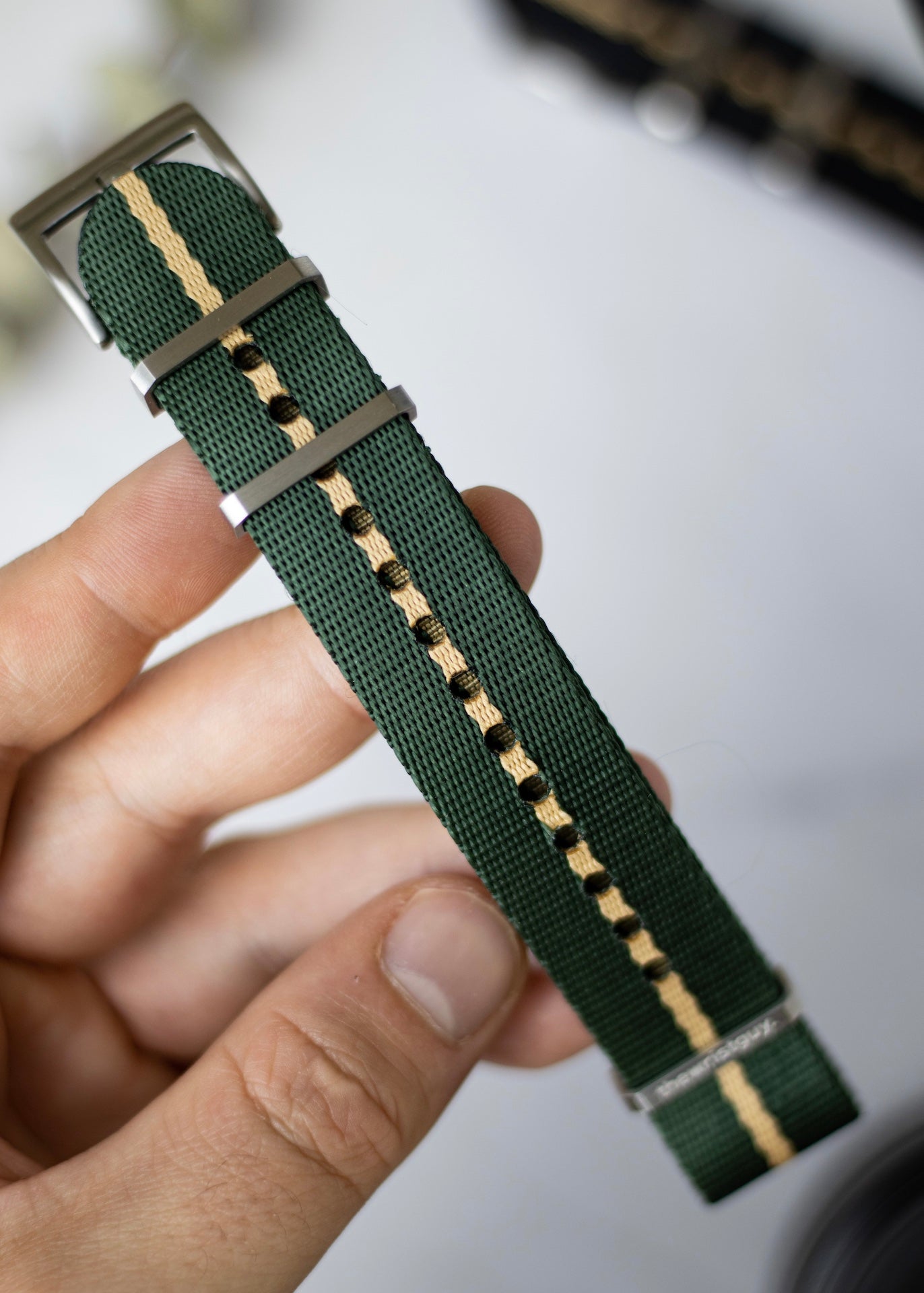 SEATBELT NATOS Armband | TheWristGuy