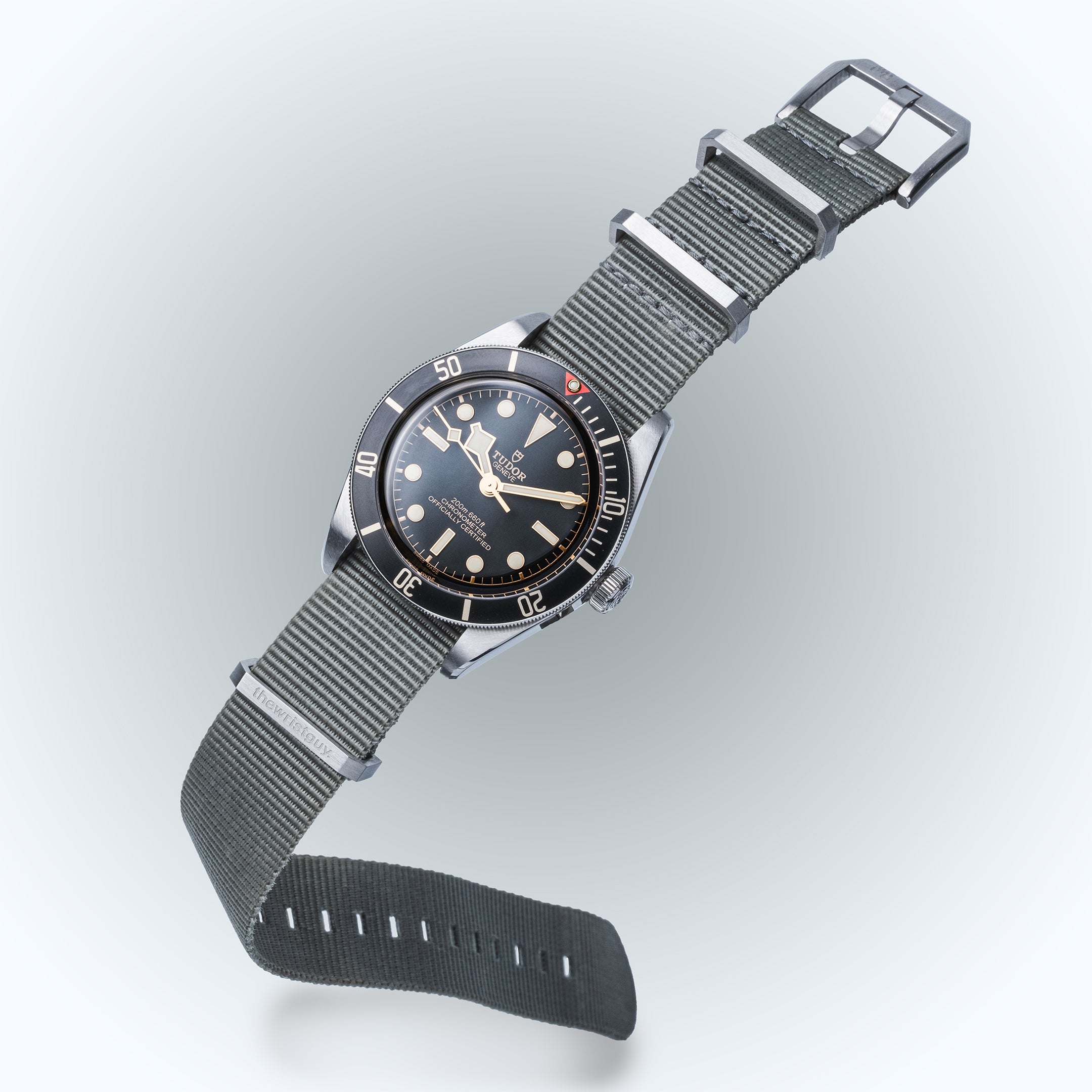 Horizon NATO 3.0 in Himmelgrau – stilvolles Nylonarmband in modernem, hellgrauem Farbton