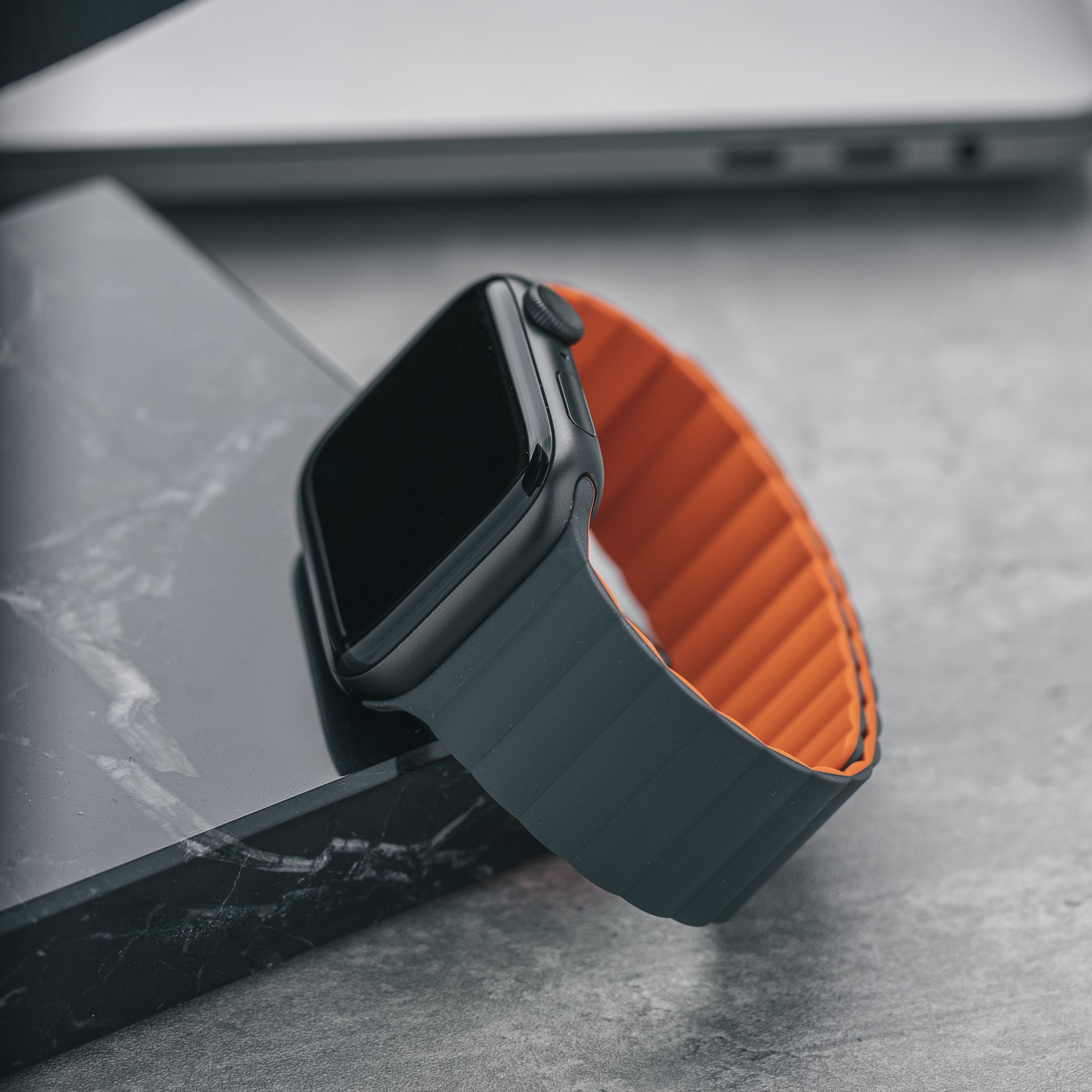 Apple Watch Magnet Band, Grey, Apple Watch Serie 8 Aluminum