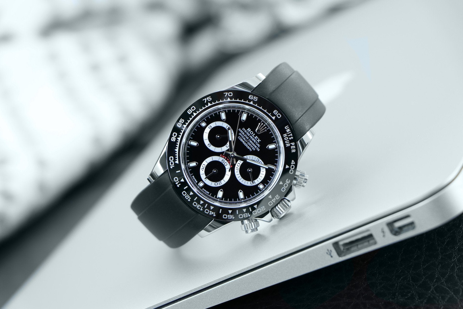EVEREST Kautschukband für Rolex – Grau mit silberner Dornschließe
