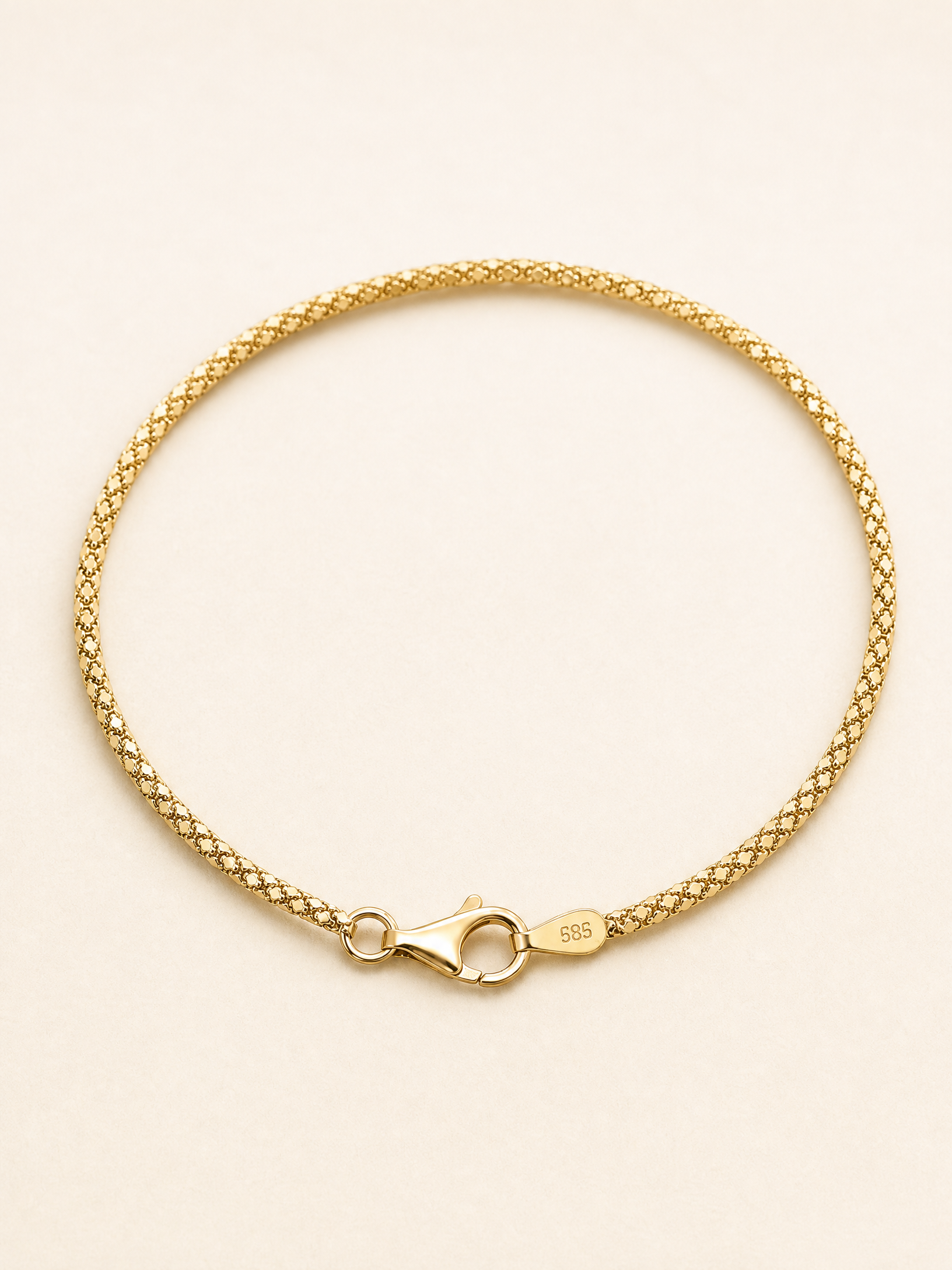 Popcorn Bracelet aus 14K Gold, freigestellte Ansicht von oben